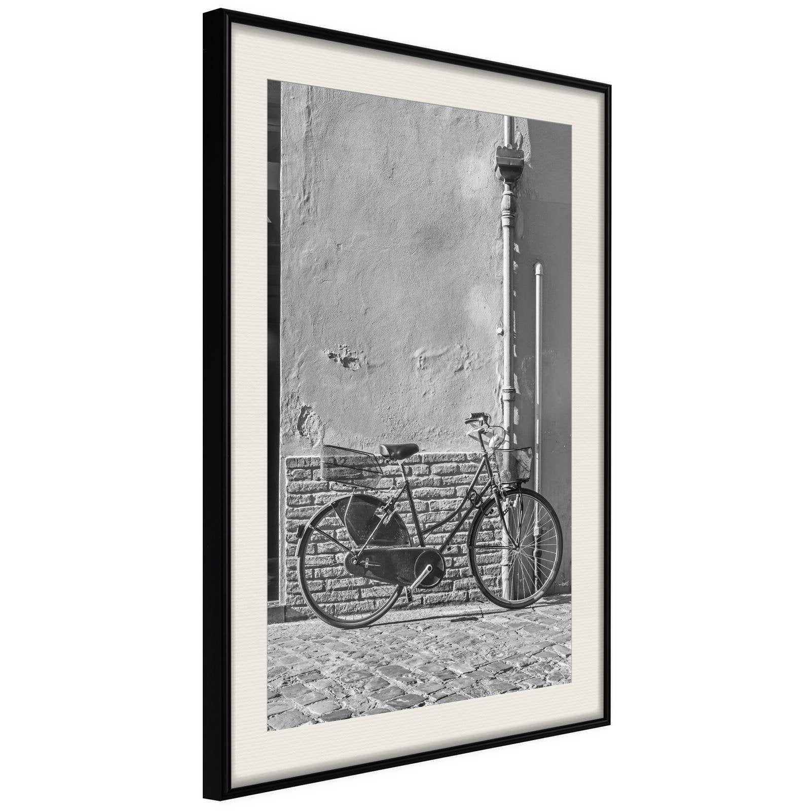 Inramad Poster / Tavla - Bicycle with Black Tires-Poster Inramad-Artgeist-20x30-Svart ram med passepartout-peaceofhome.se