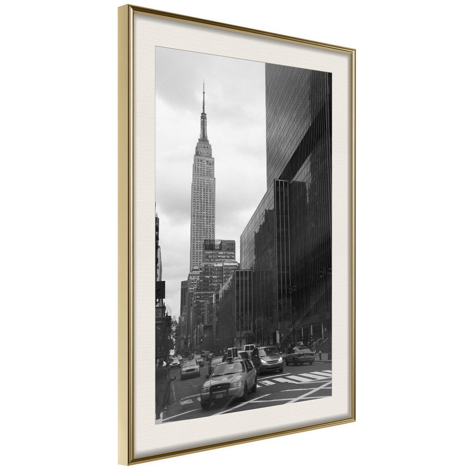 Inramad Poster / Tavla - Empire State Building-Poster Inramad-Artgeist-20x30-Guldram med passepartout-peaceofhome.se