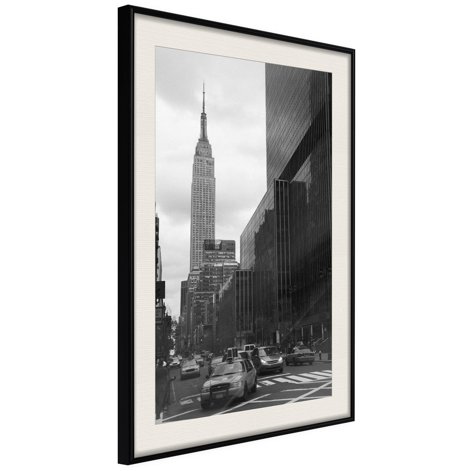 Inramad Poster / Tavla - Empire State Building-Poster Inramad-Artgeist-20x30-Svart ram med passepartout-peaceofhome.se