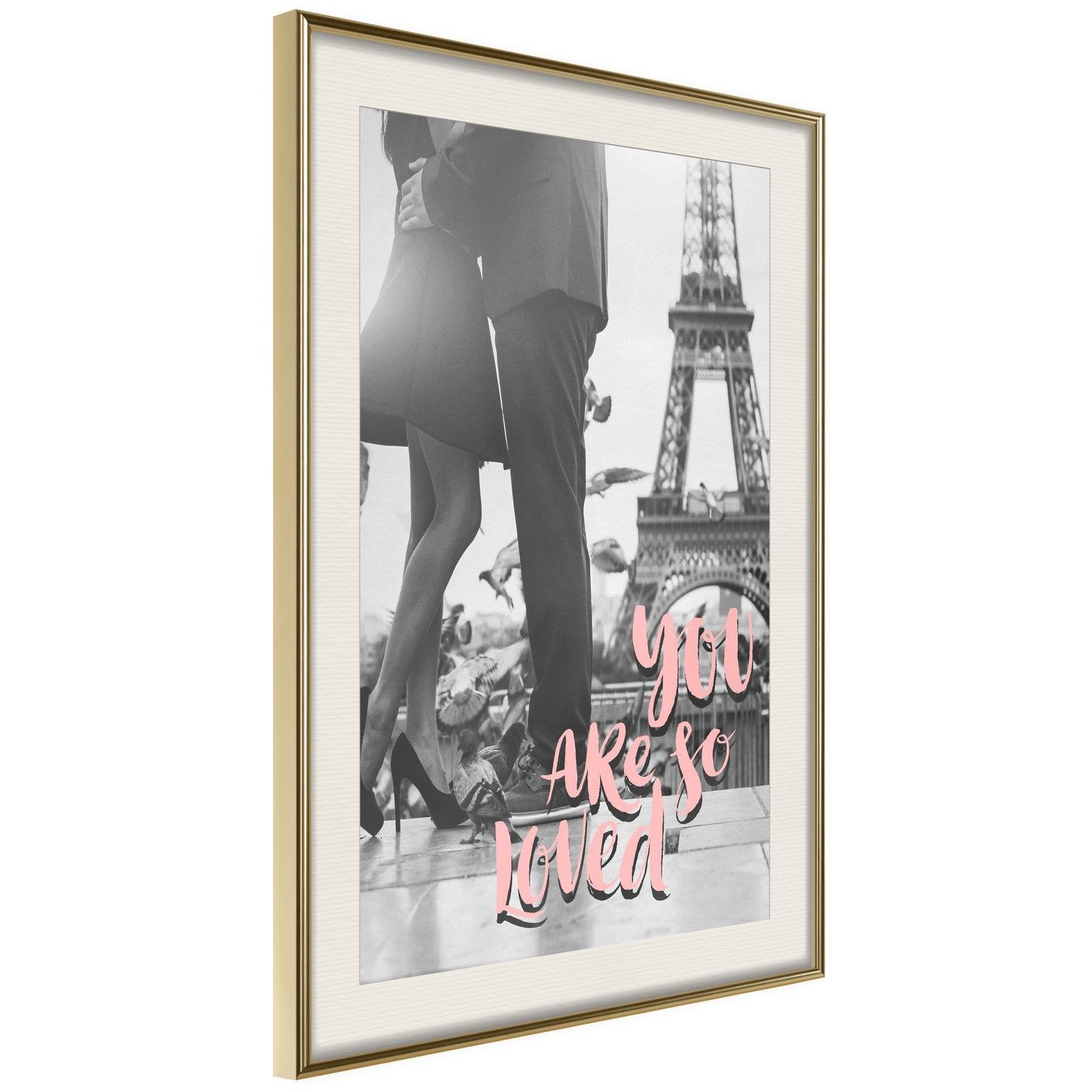 Inramad Poster / Tavla - Love in Paris-Poster Inramad-Artgeist-20x30-Guldram med passepartout-peaceofhome.se