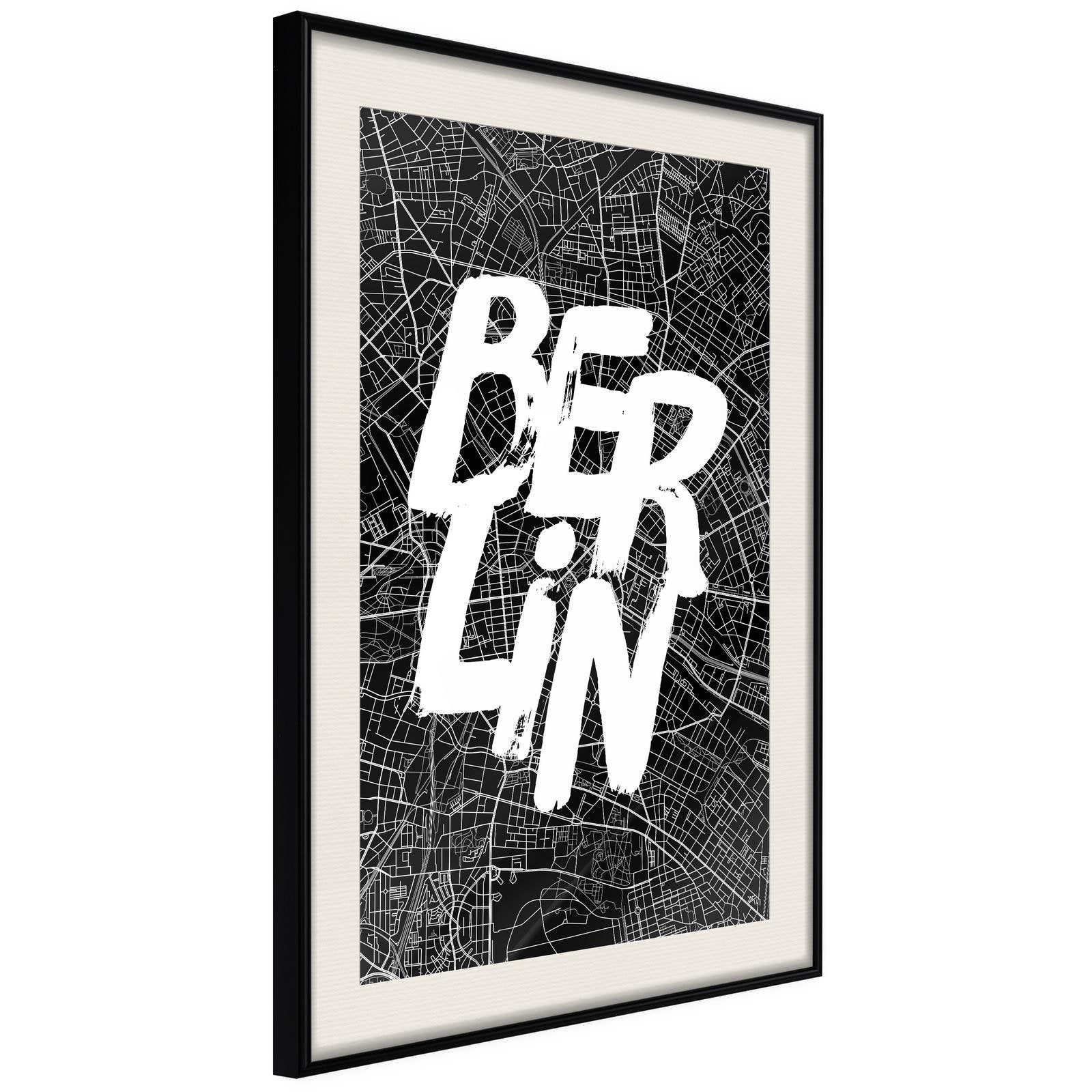 Inramad Poster / Tavla - Negative Berlin [Poster]-Poster Inramad-Artgeist-20x30-Svart ram med passepartout-peaceofhome.se