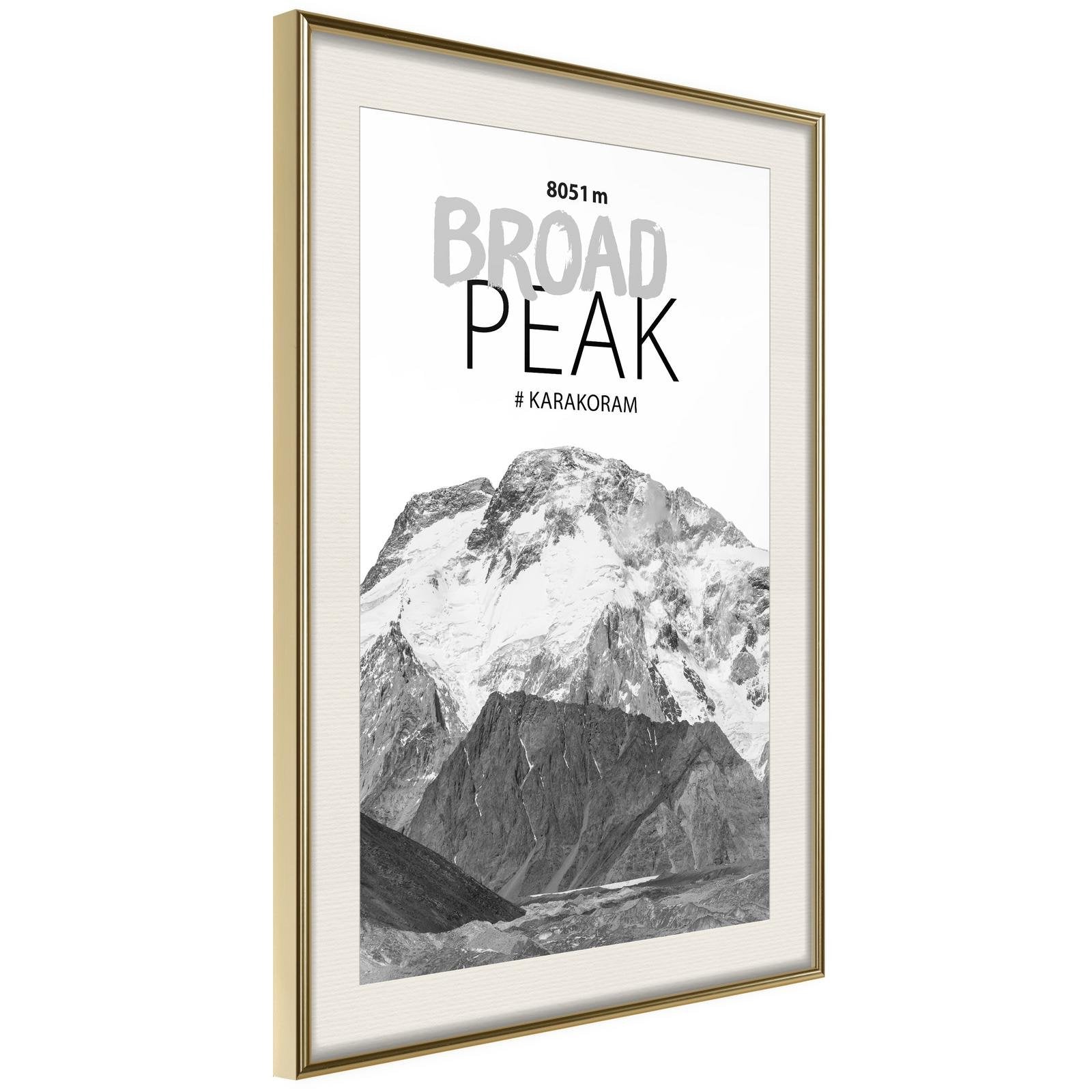 Inramad Poster / Tavla - Peaks of the World: Broad Peak-Poster Inramad-Artgeist-20x30-Guldram med passepartout-peaceofhome.se
