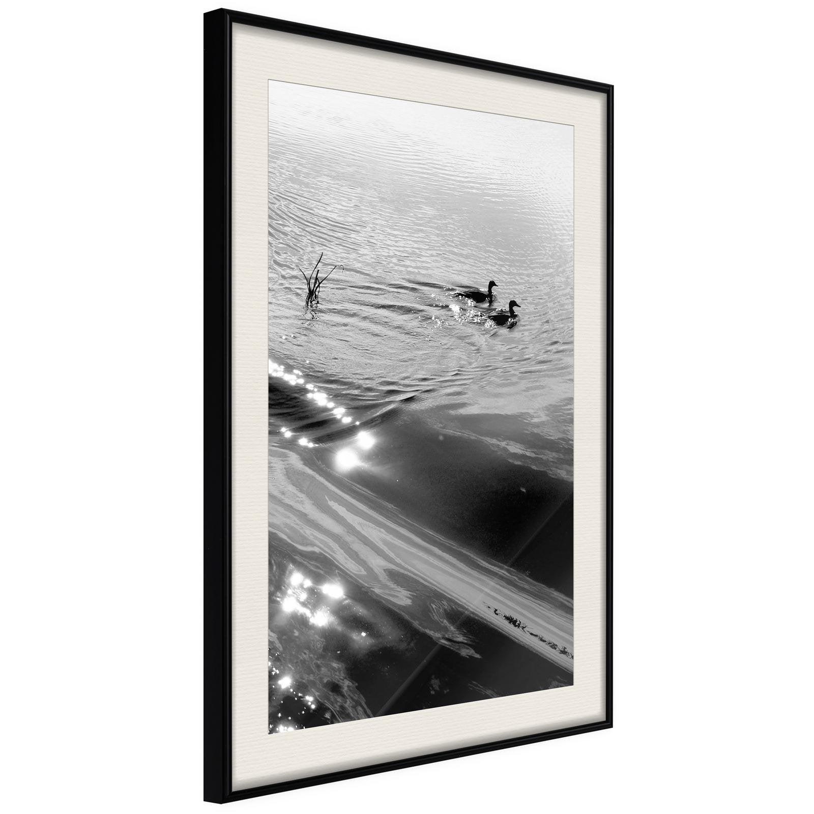 Inramad Poster / Tavla - Texture of Water-Poster Inramad-Artgeist-20x30-Svart ram med passepartout-peaceofhome.se