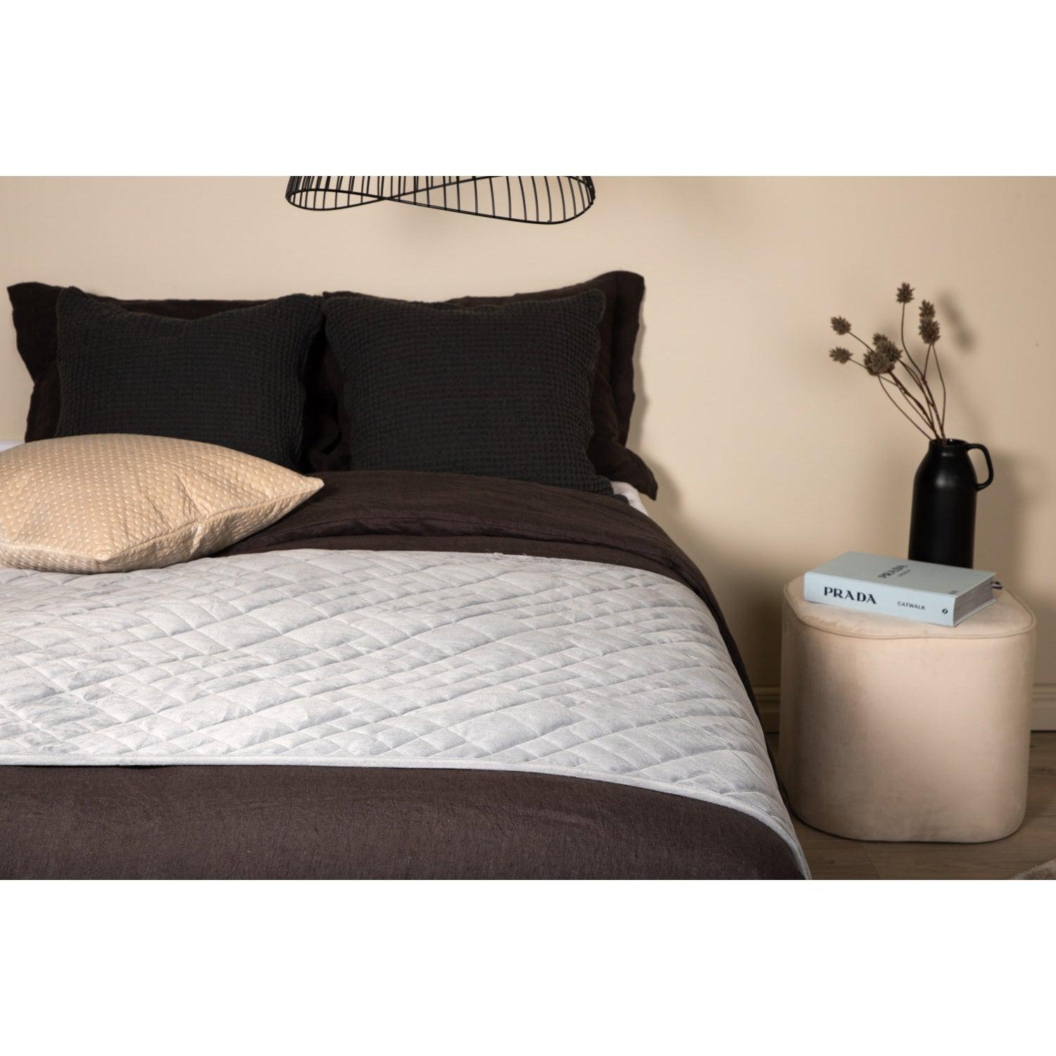 Jilly Överkast-Textile-Venture Home-peaceofhome.se