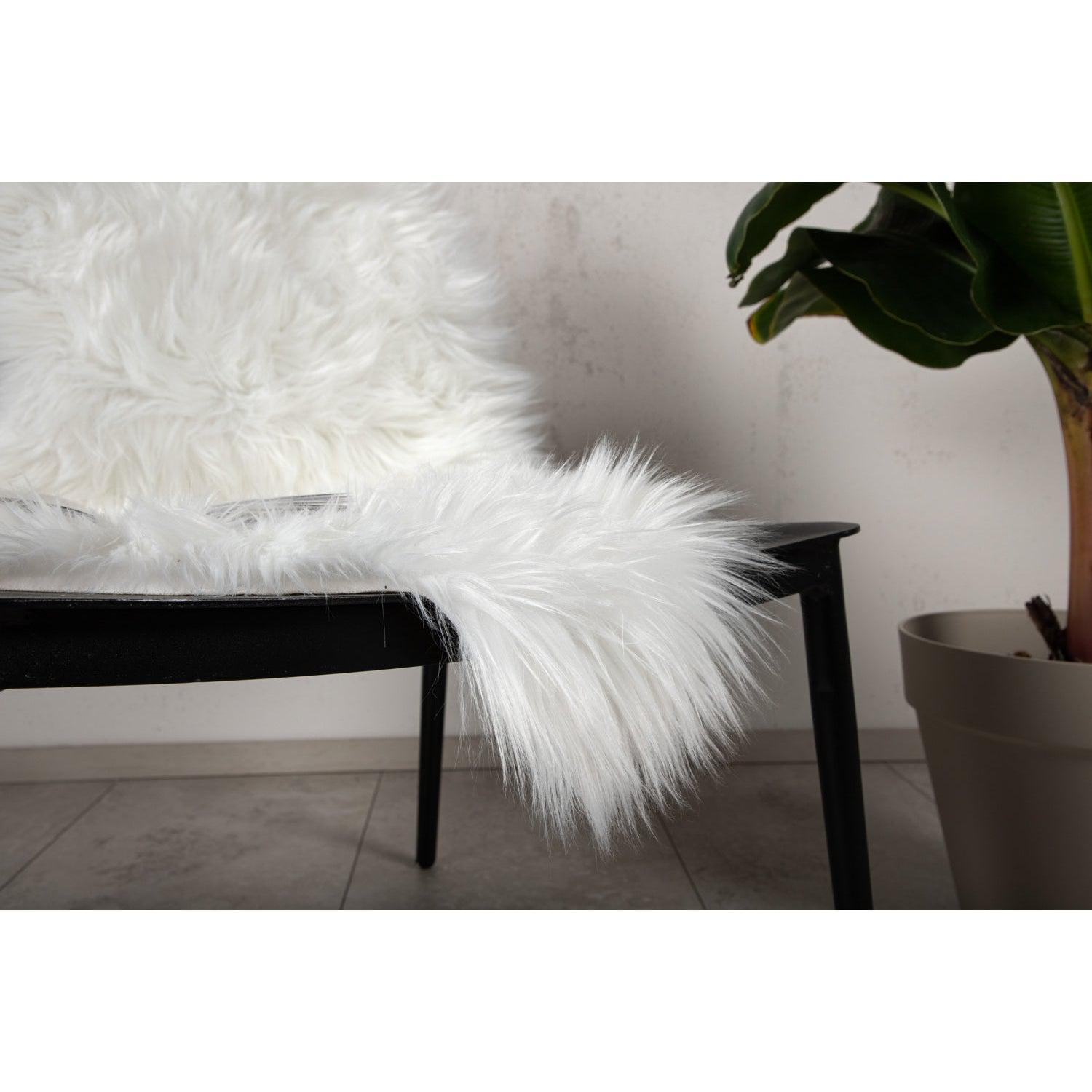 Katy Fårskinn-Textile-Venture Home-peaceofhome.se