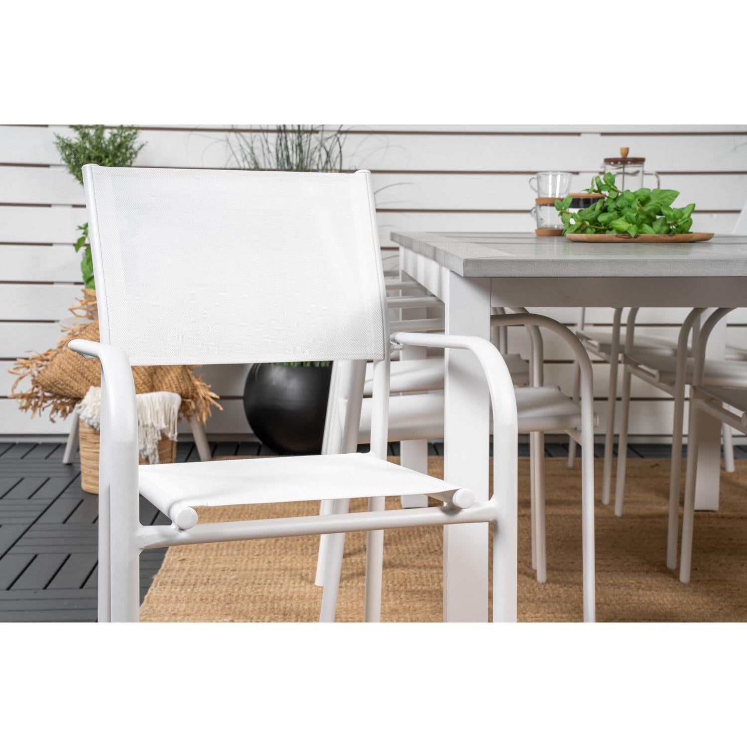 Matbordet Albany & stolarna Santorini-Table Set-Venture Home-peaceofhome.se