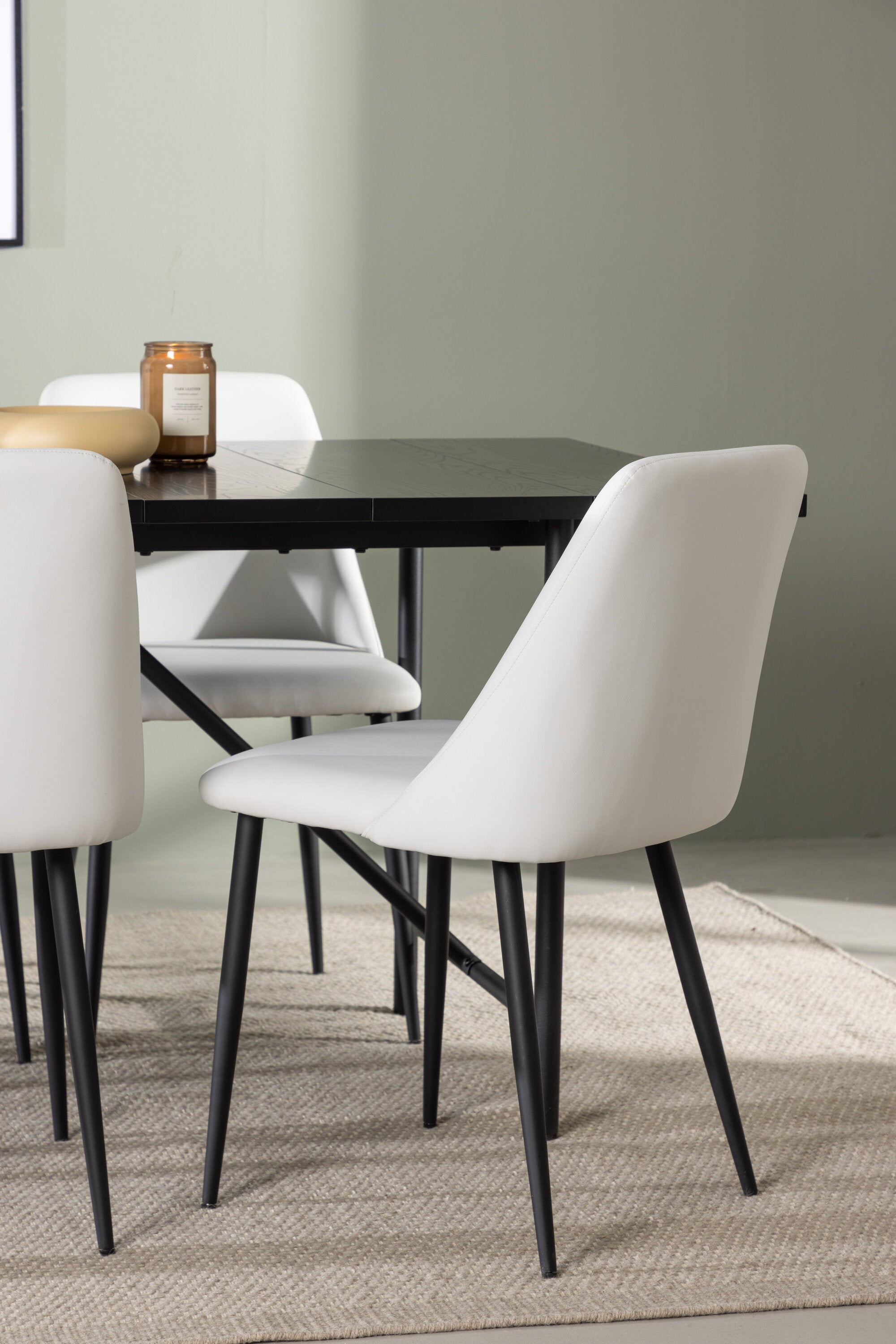Matgrupp Astrid med stolarna Night-GR Dining Set-Venture Home-peaceofhome.se