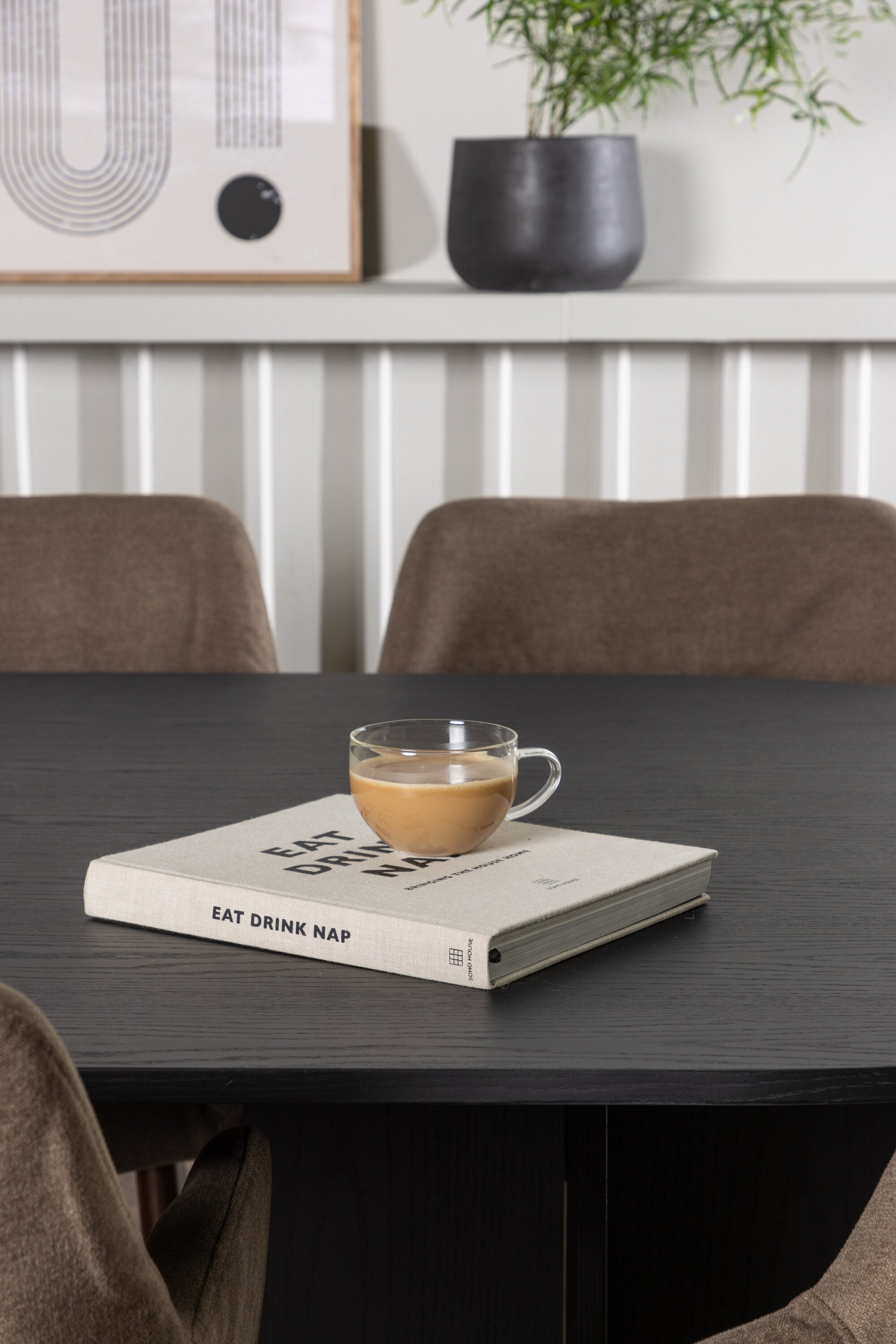 Matgrupp Bootcut med stolarna Tomorrow-GR Dining Set-Venture Home-peaceofhome.se