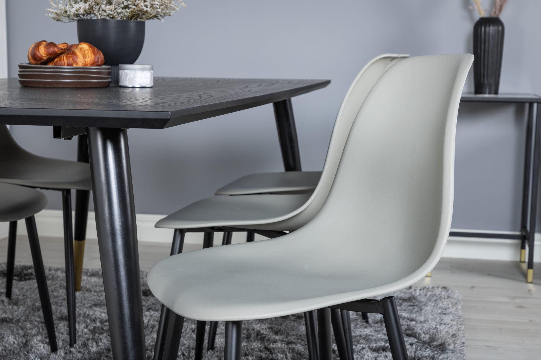 Matgrupp Dipp med stolarna Polar-GR Dining Set-Venture Home-peaceofhome.se