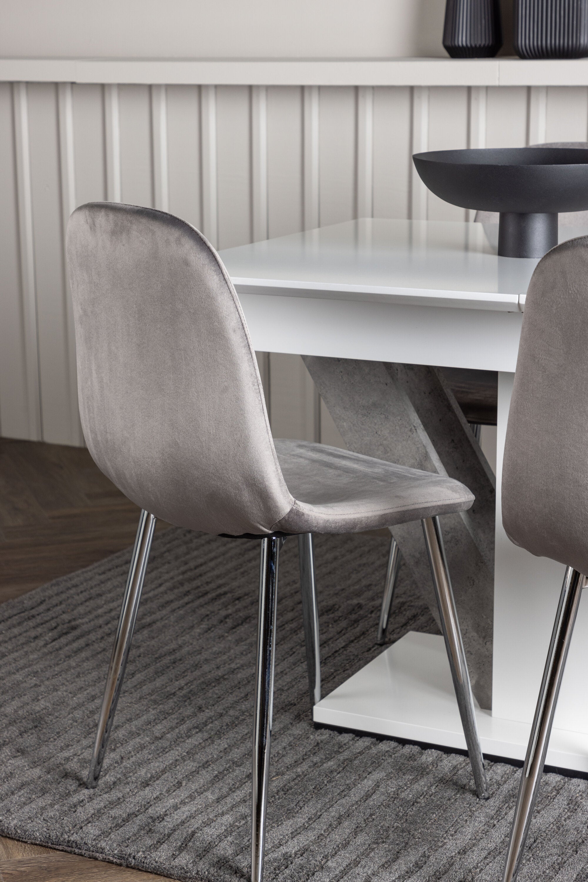 Matgrupp Disa med stolarna Eva-GR Dining Set-Venture Home-peaceofhome.se