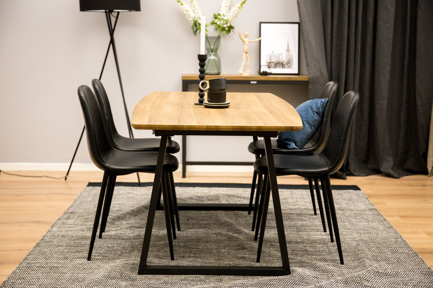 Matgrupp Inca med stolarna Polar-GR Dining Set-Venture Home-peaceofhome.se