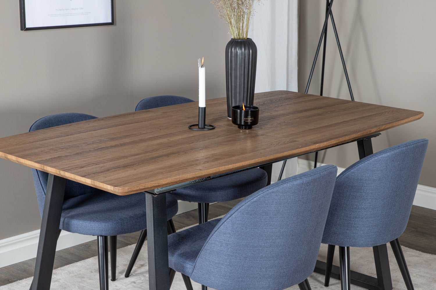 Matgrupp Inca med stolarna Velvet-GR Dining Set-Venture Home-peaceofhome.se