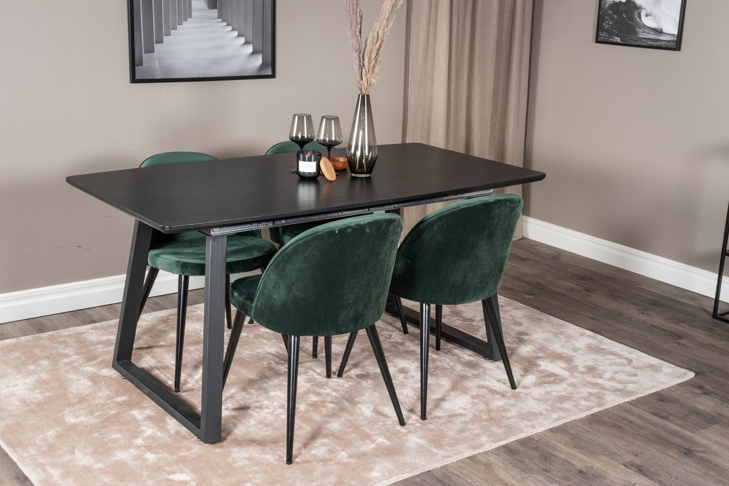 Matgrupp Inca med stolarna Velvet-GR Dining Set-Venture Home-peaceofhome.se