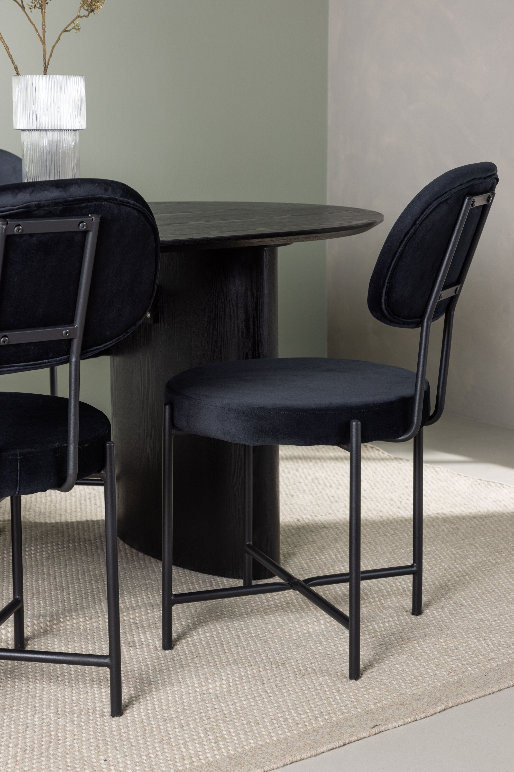 Matgrupp Isolde med stolarna Stella-GR Dining Set-Venture Home-peaceofhome.se