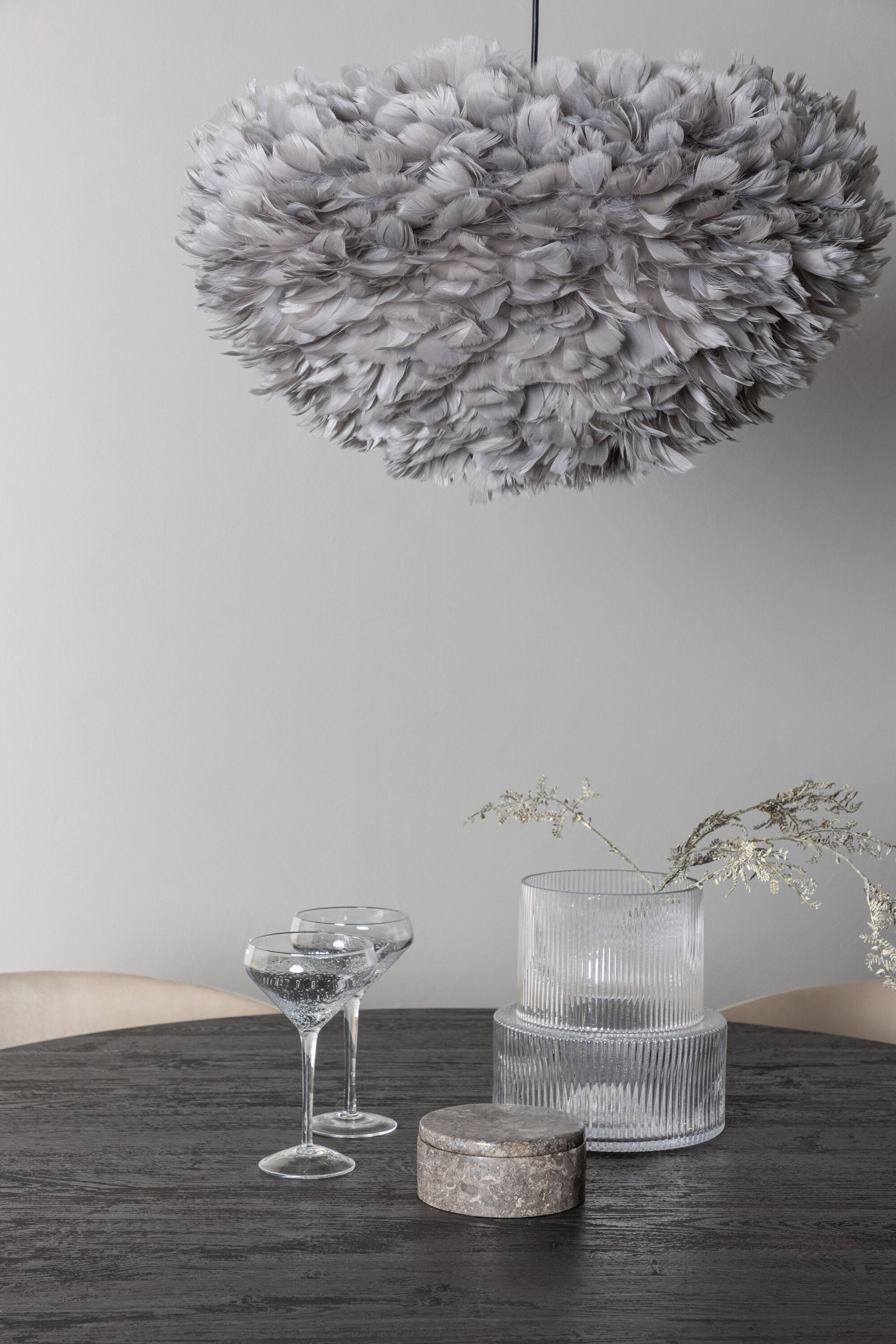 Matgrupp Lanzo med stolarna Berit-GR Dining Set-Venture Home-peaceofhome.se