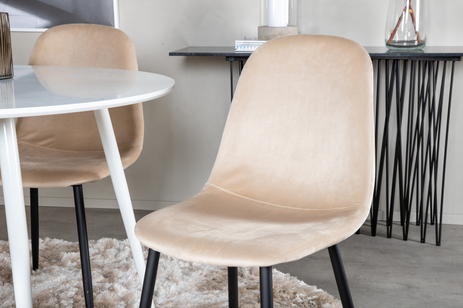 Matgrupp Plaza med stolarna Polar-GR Dining Set-Venture Home-peaceofhome.se