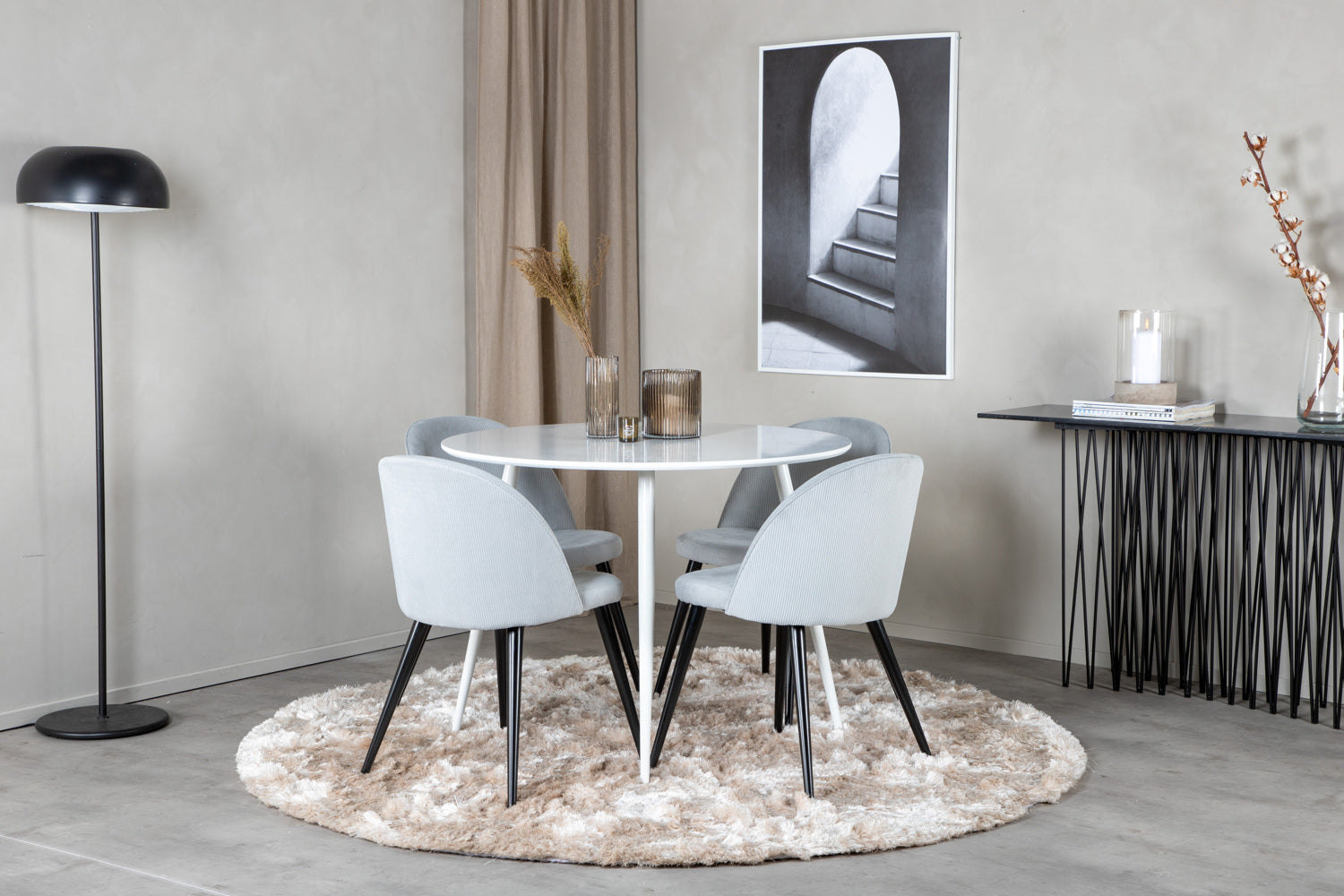 Matgrupp Plaza med stolarna Velvet-GR Dining Set-Venture Home-peaceofhome.se