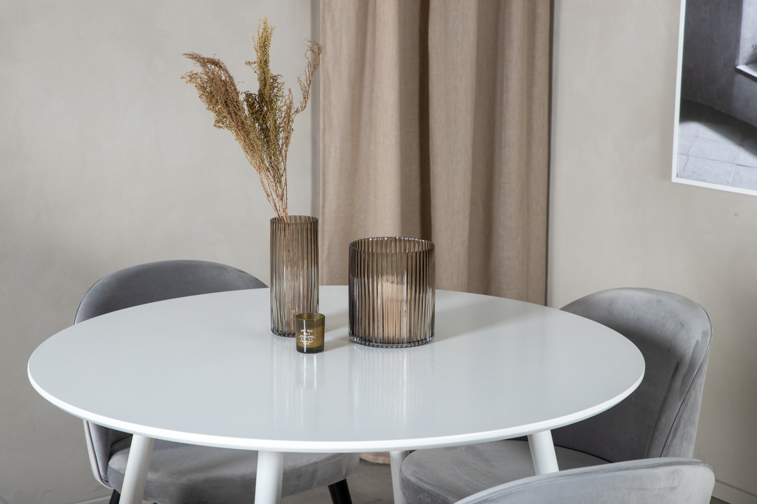 Matgrupp Plaza med stolarna Velvet-GR Dining Set-Venture Home-peaceofhome.se