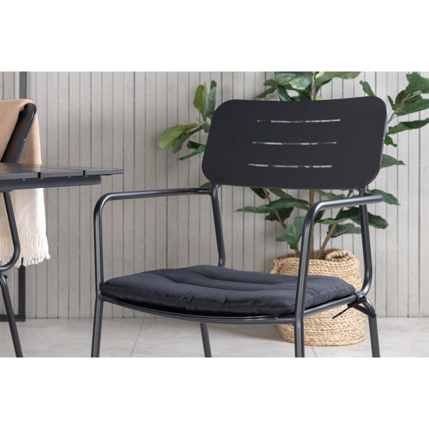 Nicke Matstol-Chair-Venture Home-peaceofhome.se