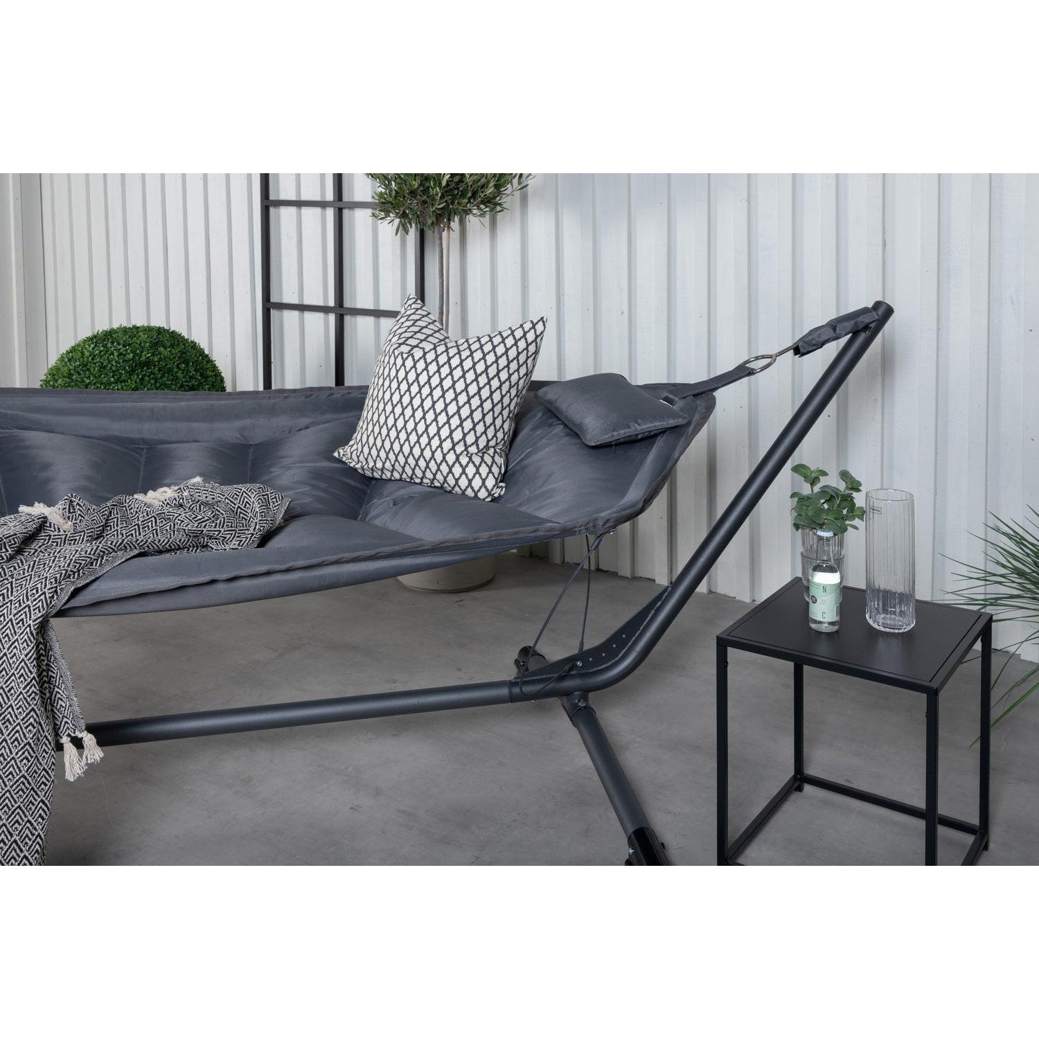 Niño Hammock-Relaxing-Venture Home-peaceofhome.se