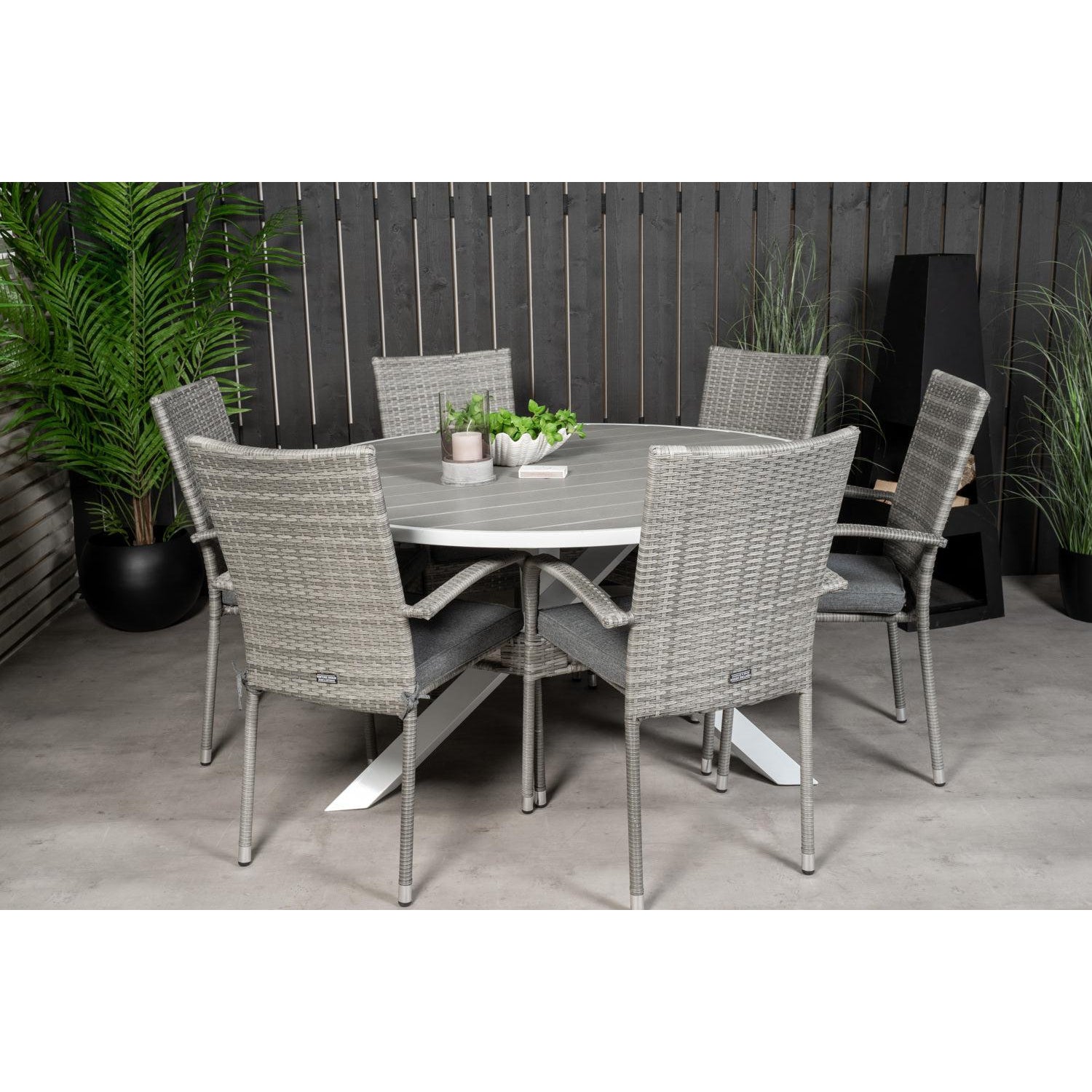 Parma Rund Matgrupp-Table Set-Venture Home-peaceofhome.se