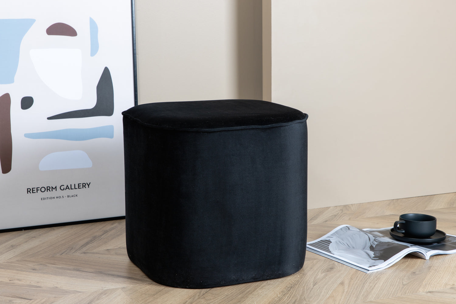Piff Puff-Ottoman / Pouf-Venture Home-peaceofhome.se