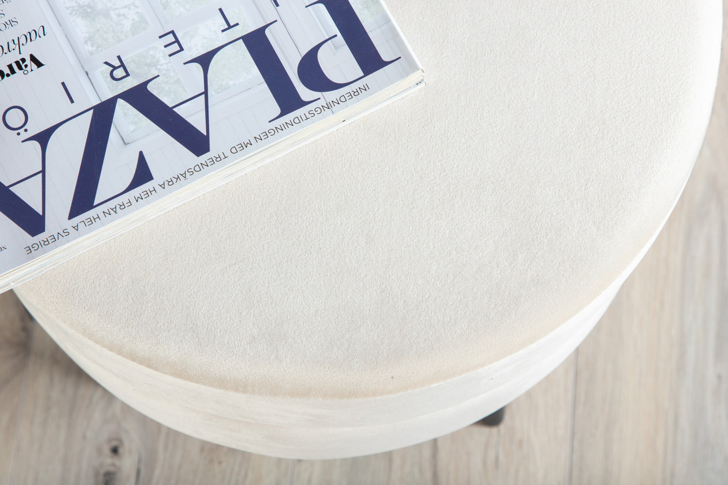 Pot Puff-Ottoman / Pouf-Venture Home-peaceofhome.se