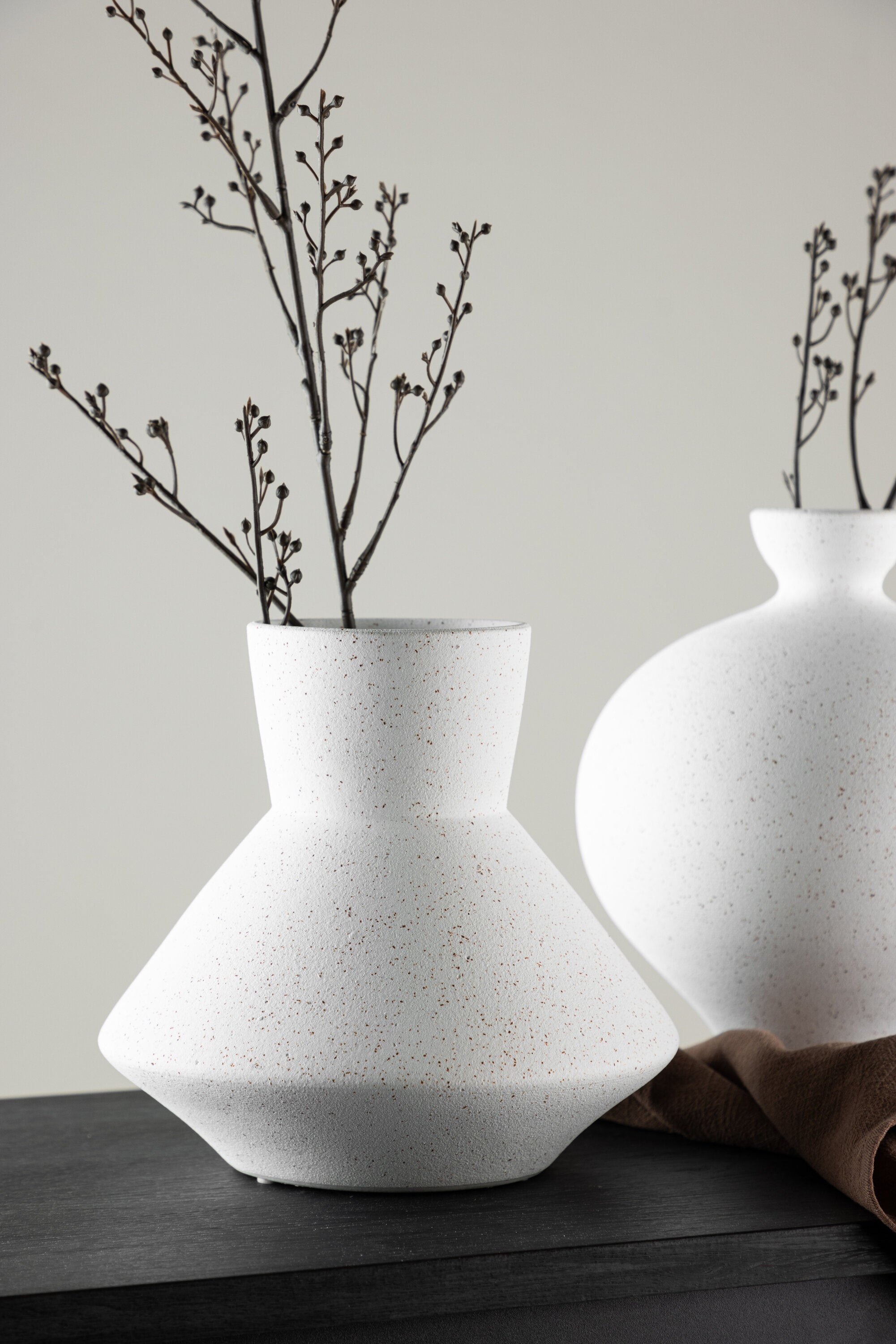 Rellis Vas-Decoration-Venture Home-peaceofhome.se