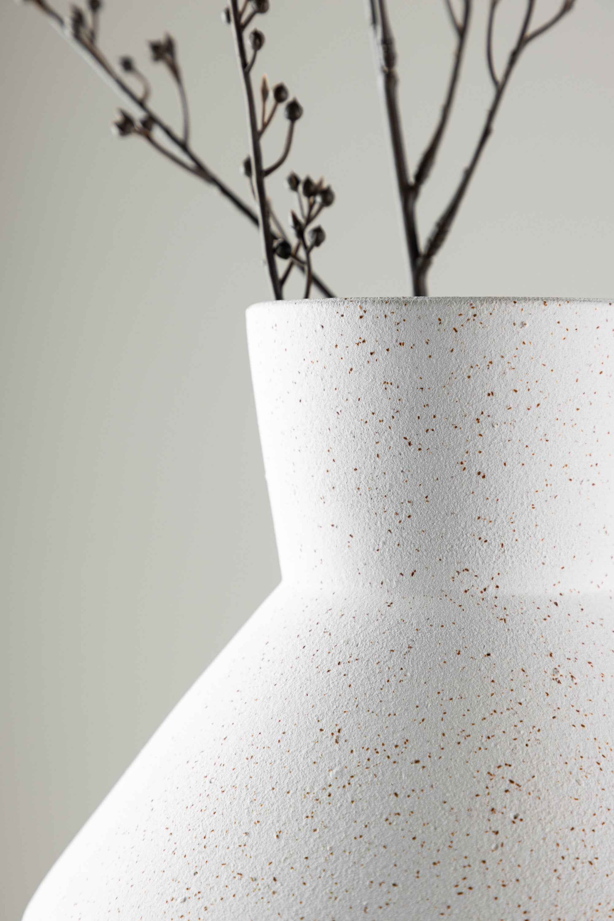Rellis Vas-Decoration-Venture Home-peaceofhome.se