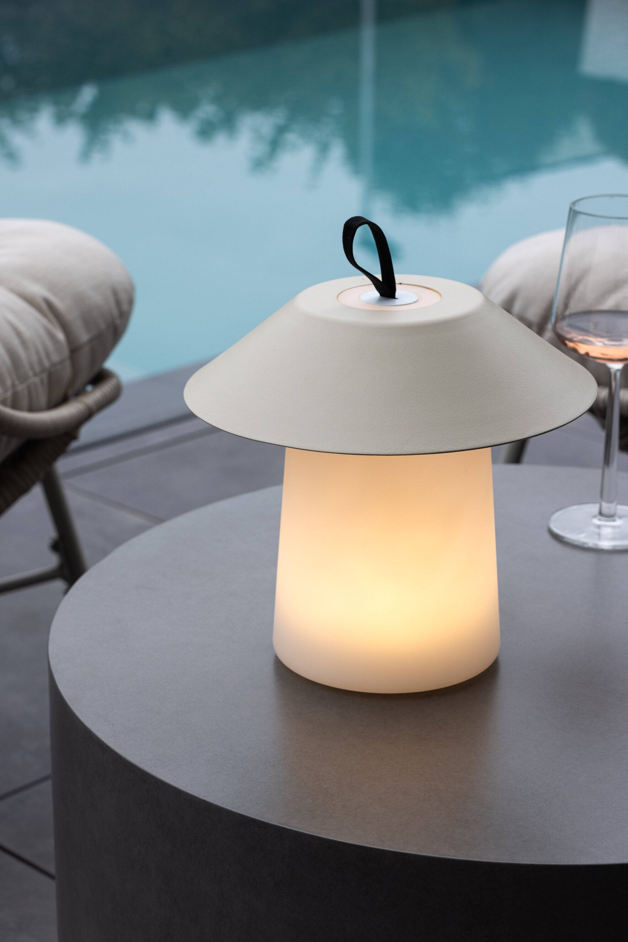 Rubu Bordslampa-Lighting-Venture Home-peaceofhome.se