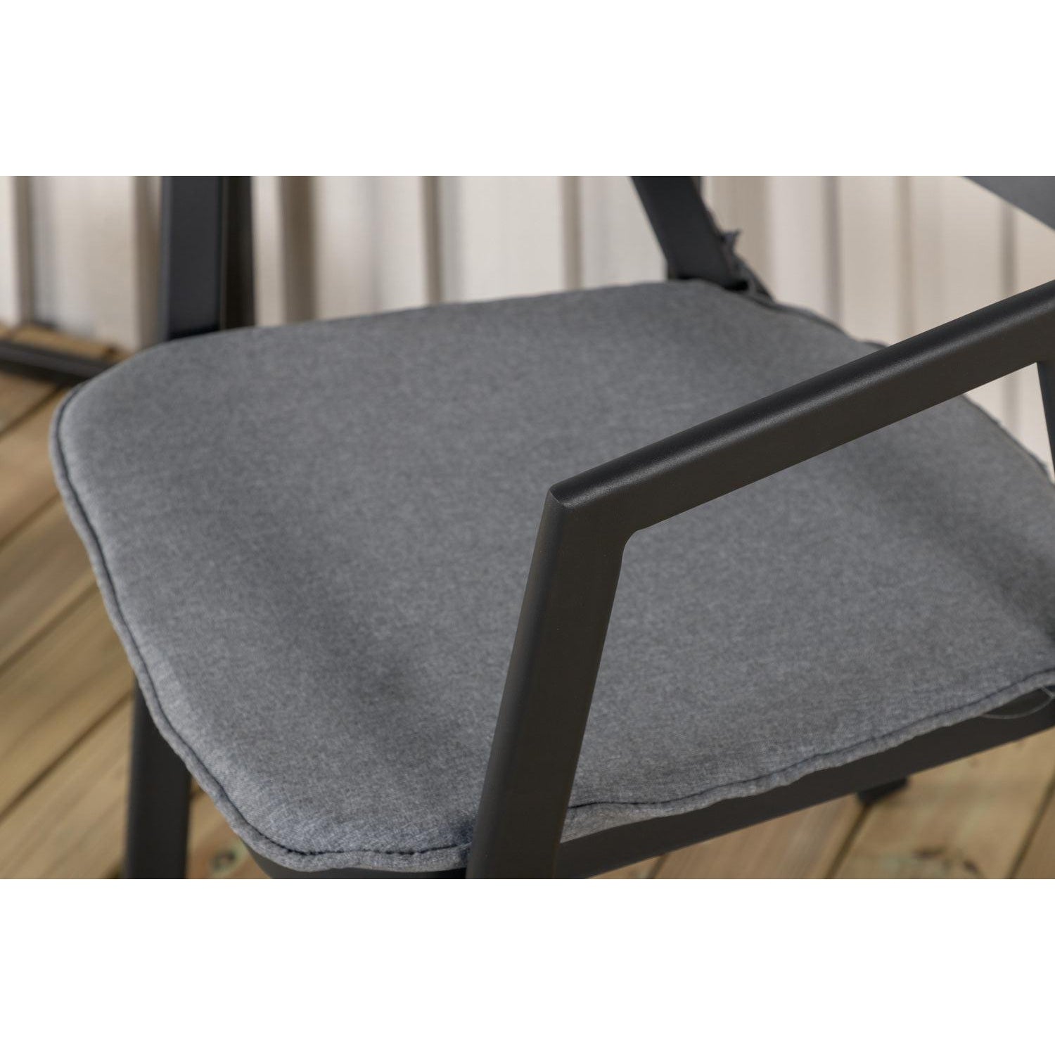 Slit Matstol-Chair-Venture Home-peaceofhome.se