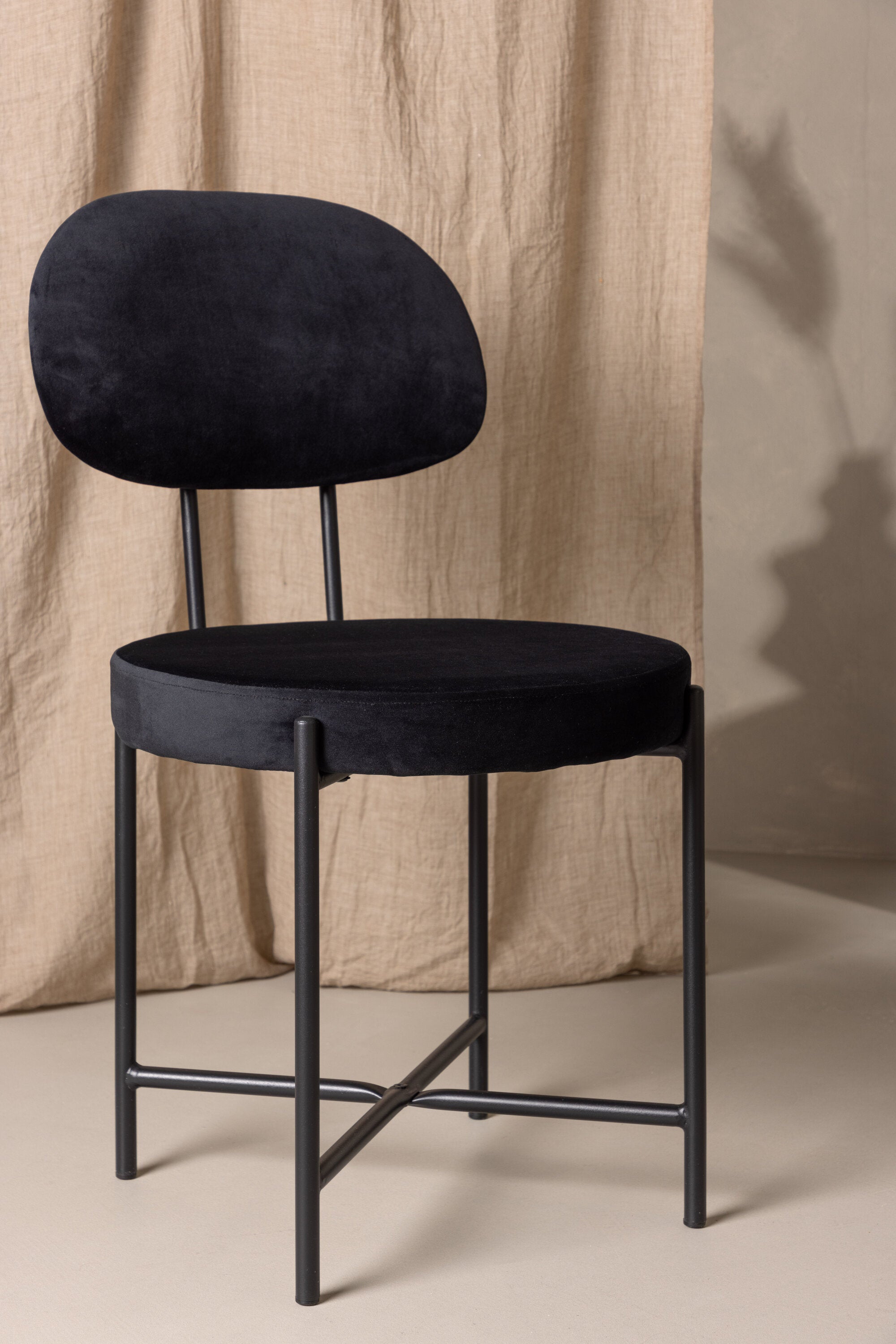 Stella Matstol-Chair-Venture Home-peaceofhome.se