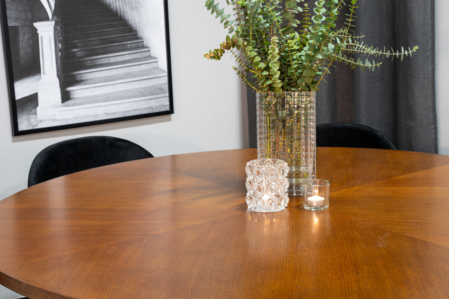 VELVET COPENHAGEN Matbord ø140 + 6 stolar-Venture Home-peaceofhome.se