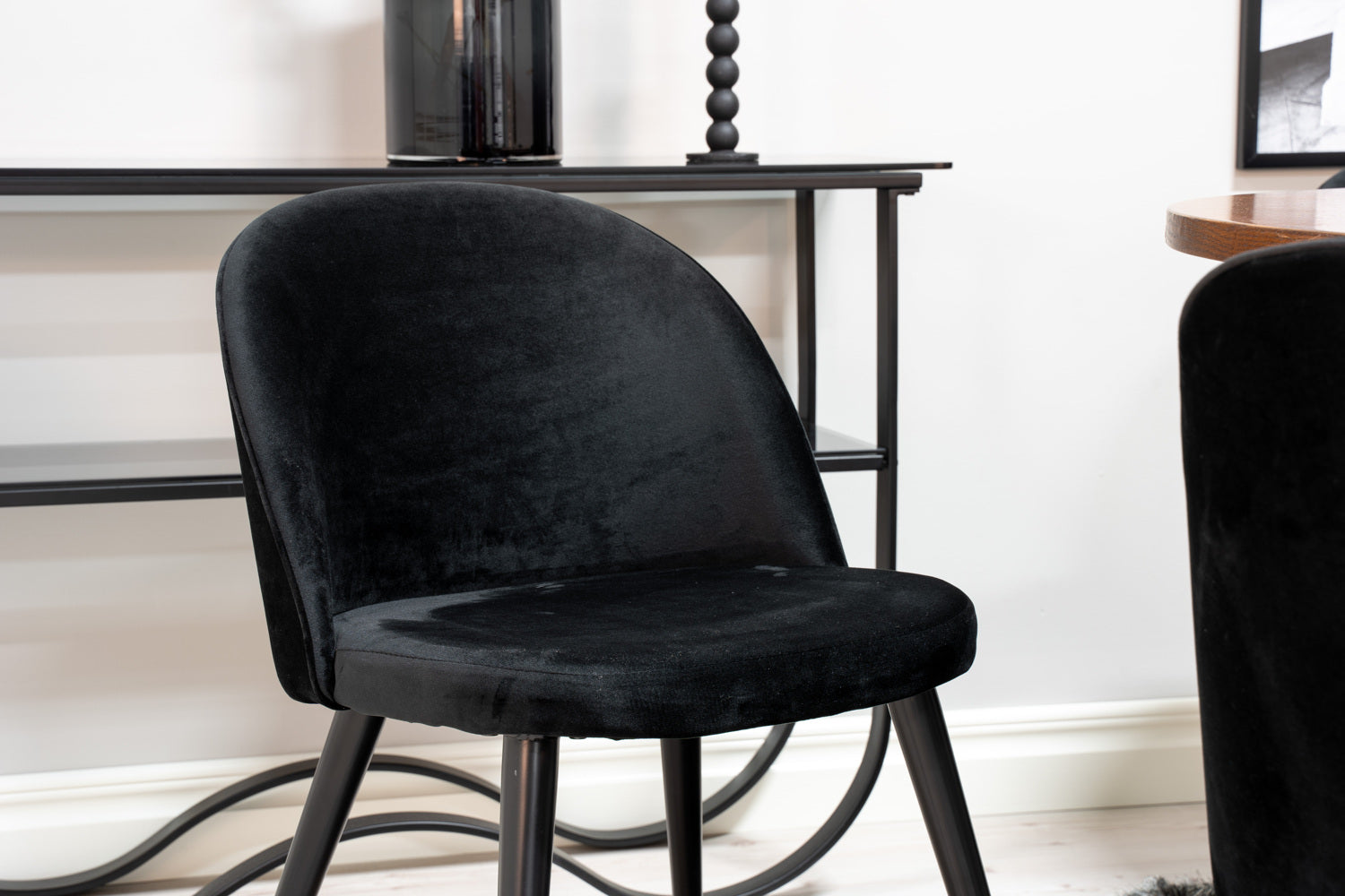 VELVET COPENHAGEN Matbord ø140 + 6 stolar-Venture Home-peaceofhome.se