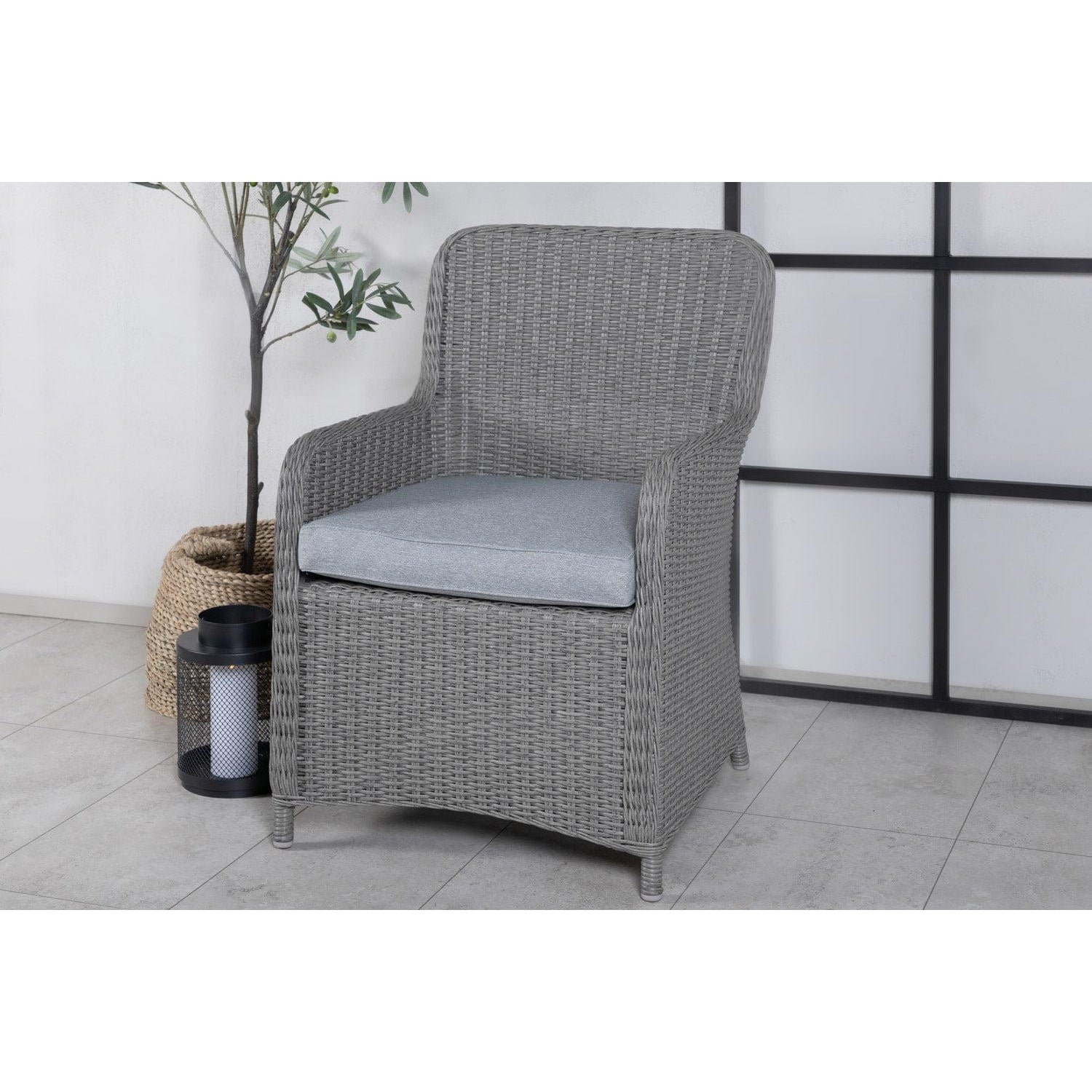 Wembley Matstol-Chair-Venture Home-peaceofhome.se