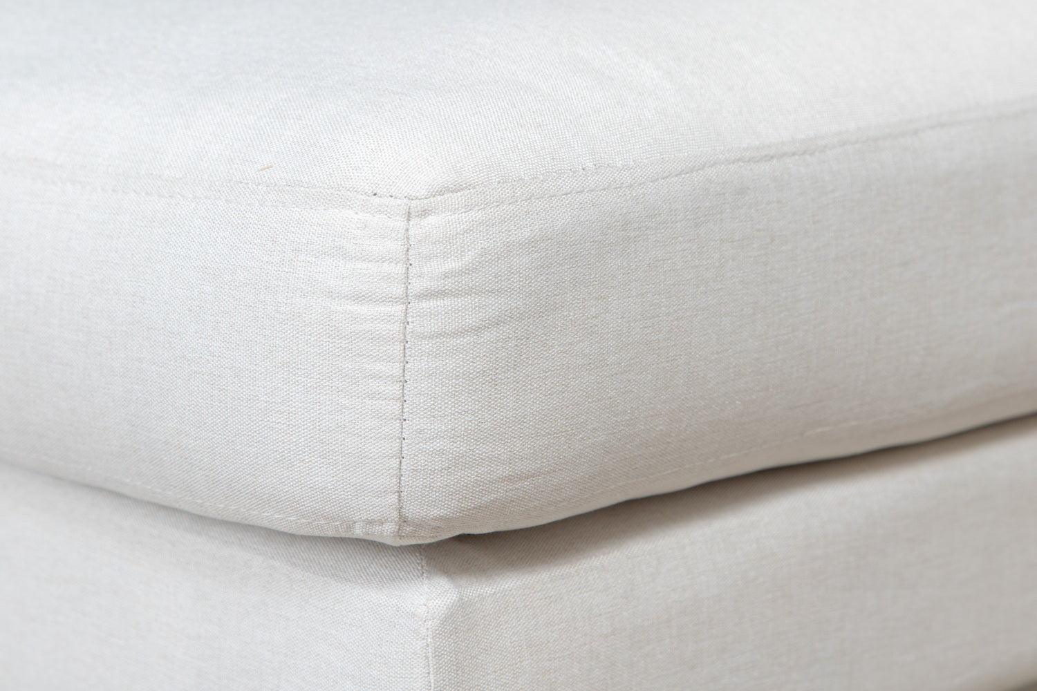 Zoom Ottoman-Ottoman / Pouf-Venture Home-peaceofhome.se